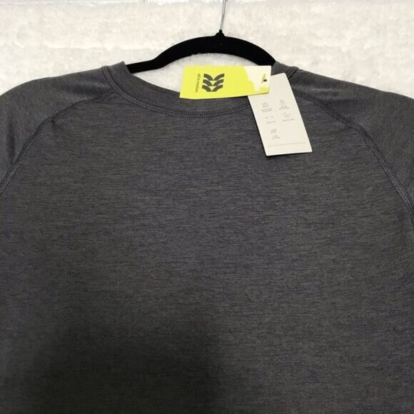 All In Motion Cold Weather Mock Shirt Mens Small - Picture 2 of 4